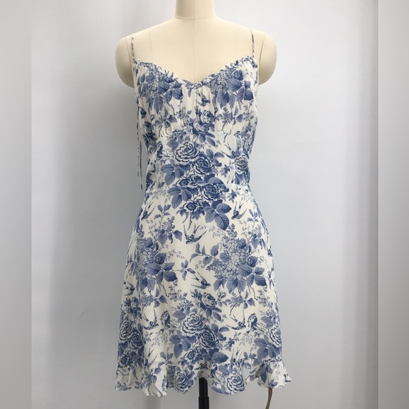 Reformation Floral Blue and White Women's Dress - Picture 2 of 6